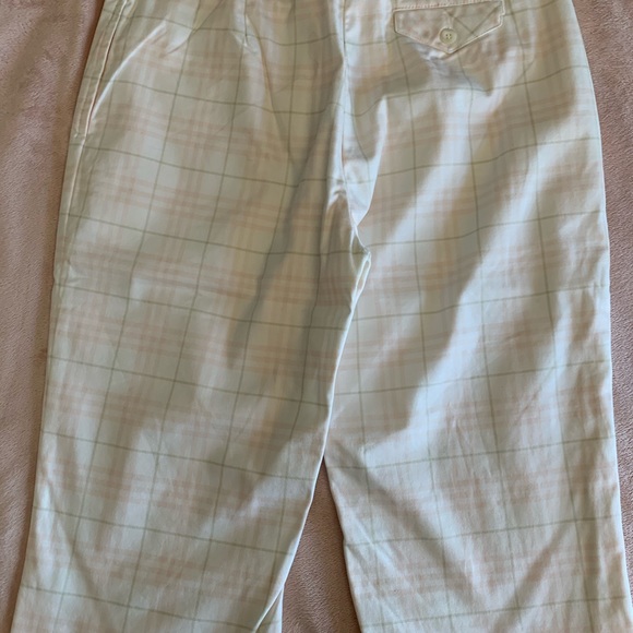 Burberry Golf womens shorts size 4 - Picture 4 of 4